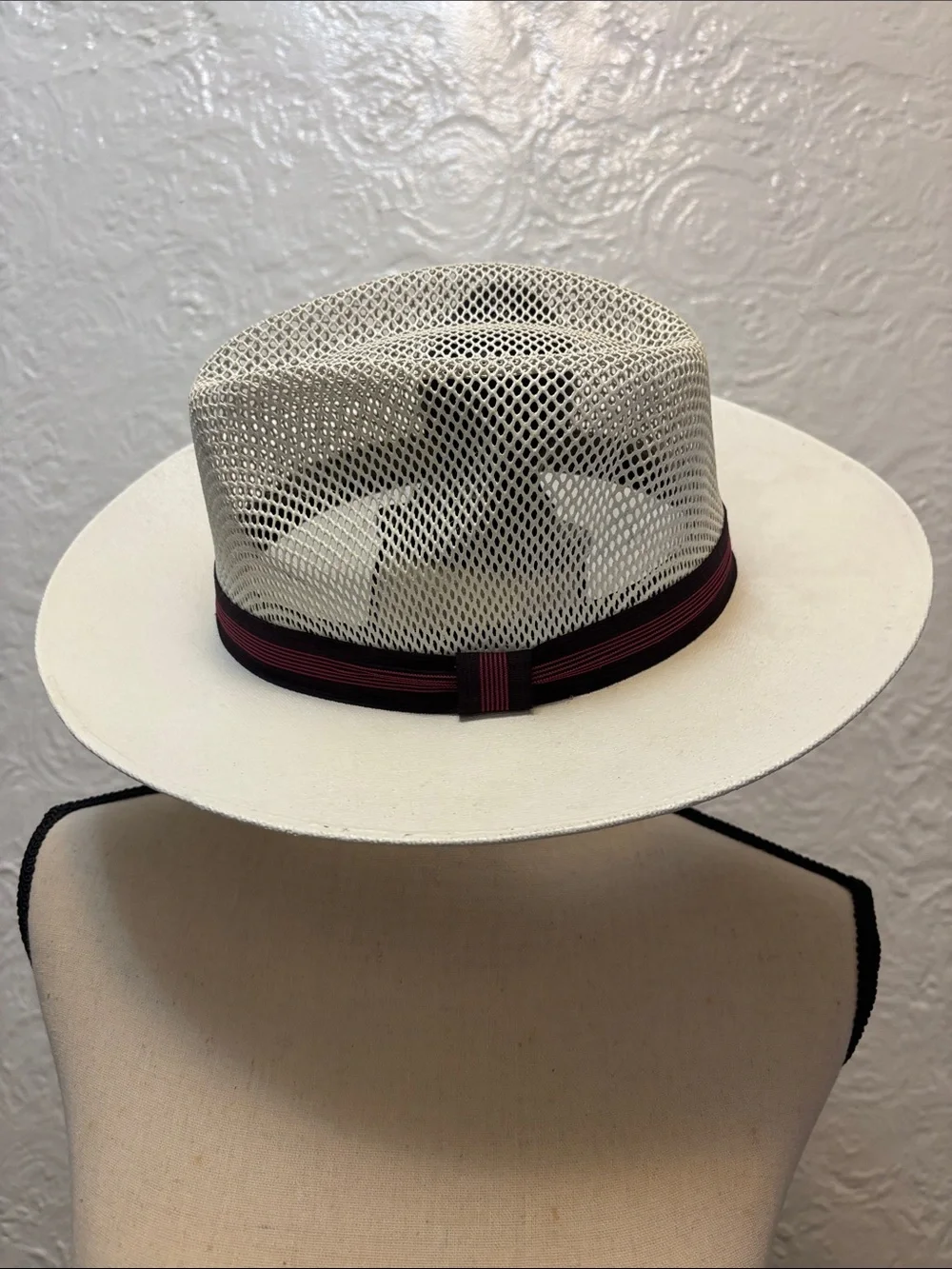 White Mesh Fedora Hat with Contrast Band